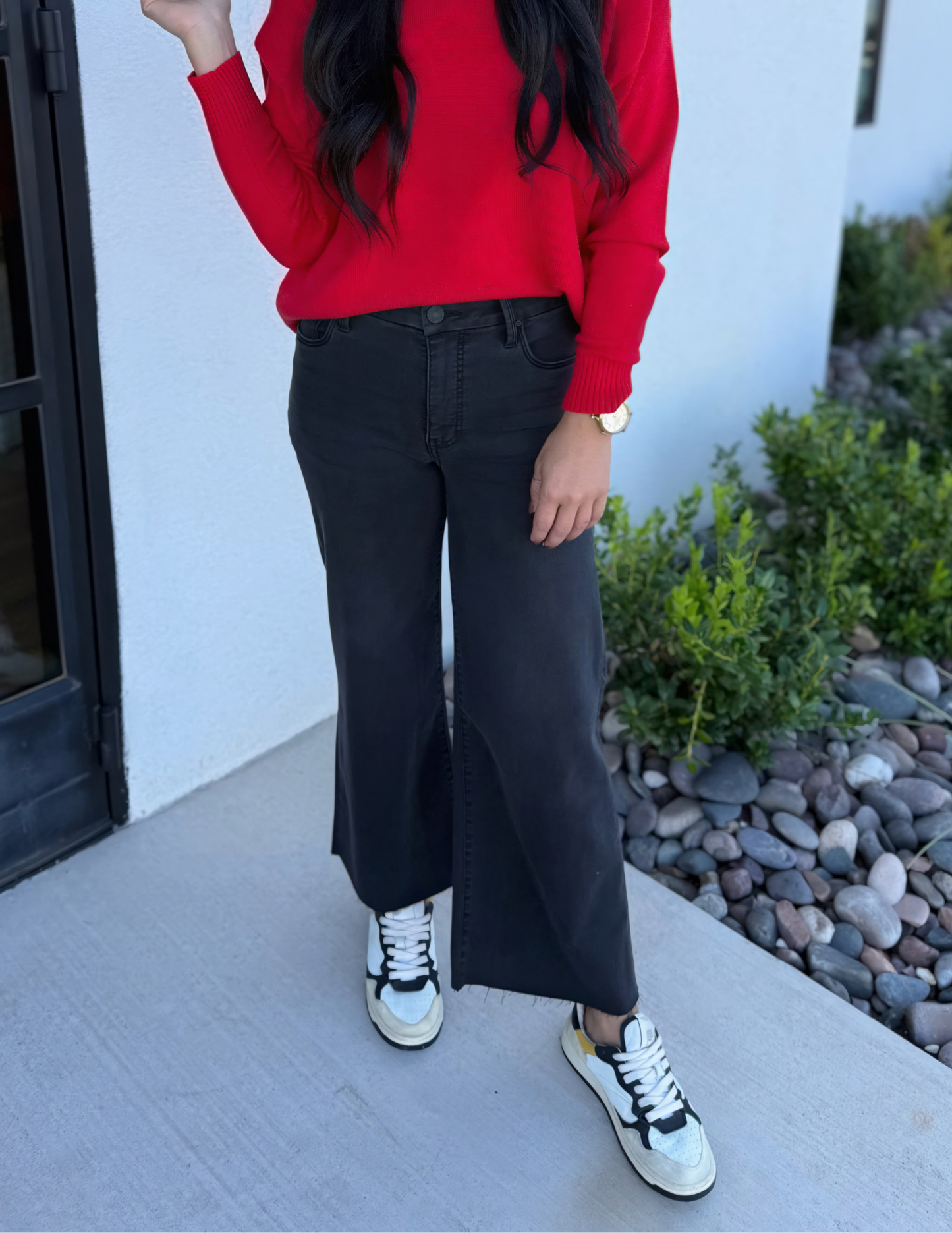 Meg High Rise- Experiences