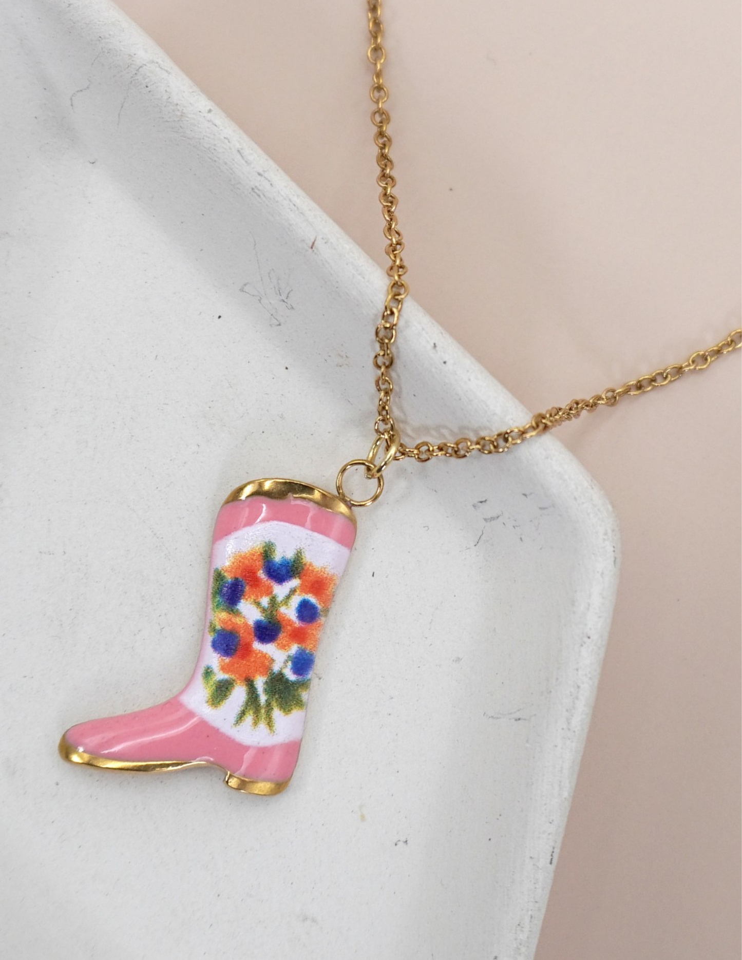18K Stainless Steel Tarnish Free Waterproof Neck