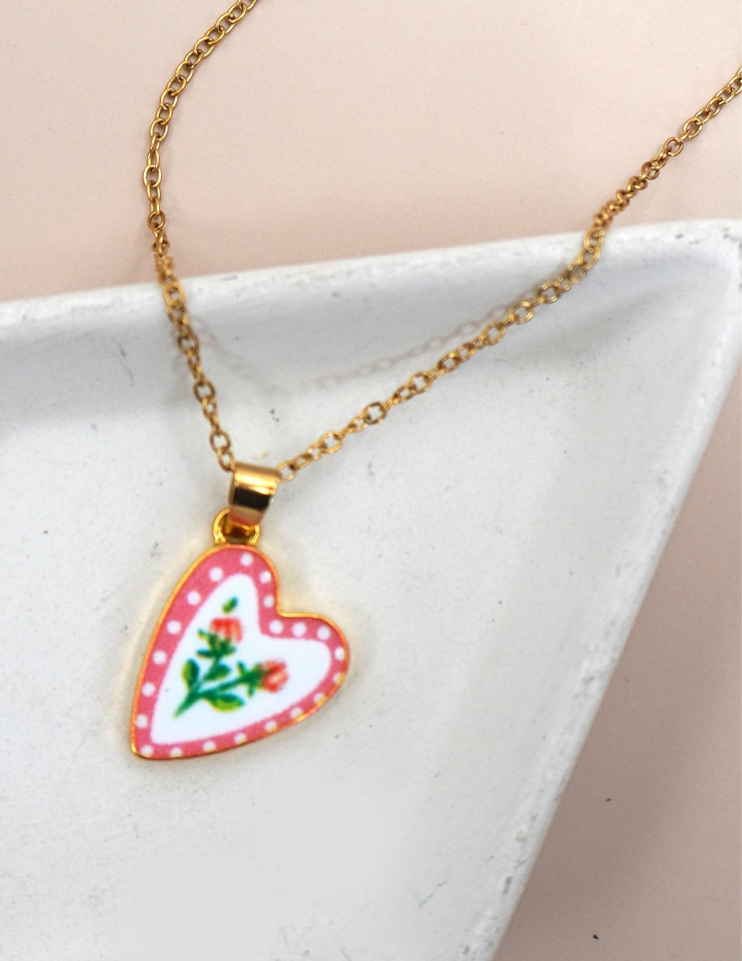 18K Stainless Steel Tarnish Free Waterproof Neck