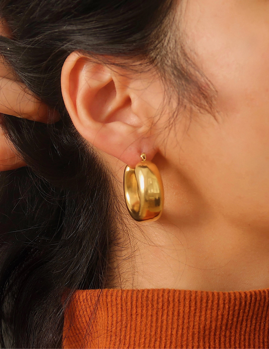 Hunter 18K Gold Non-Tarnish Classic U Hoop Earring