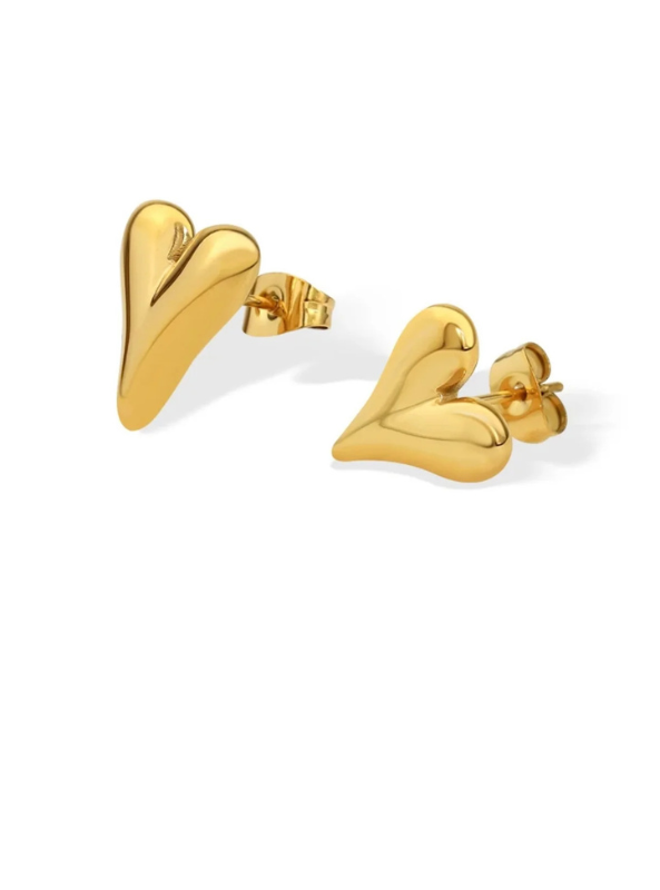 Heart Studs- Gold