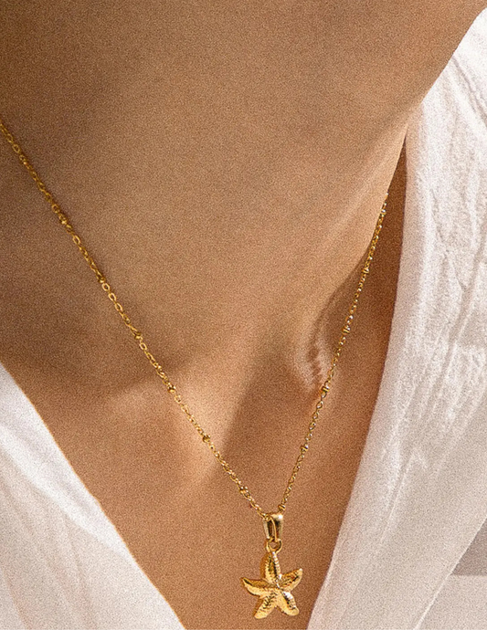 Astraia 18K Gold Non-Tarnish Star Necklace - Tres Chic Boutique