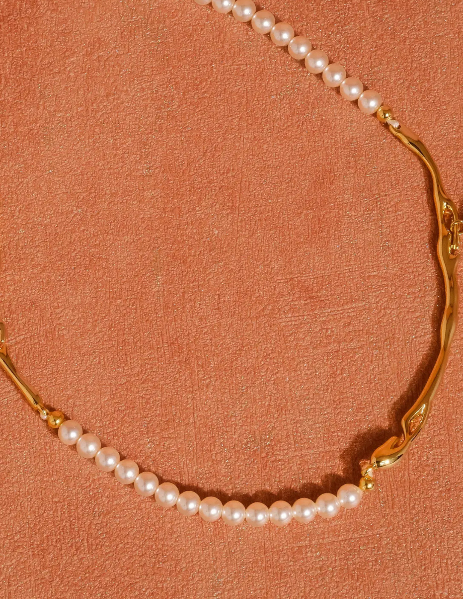 Maylis 18K Gold Classic Pearl Necklace - Tres Chic Boutique