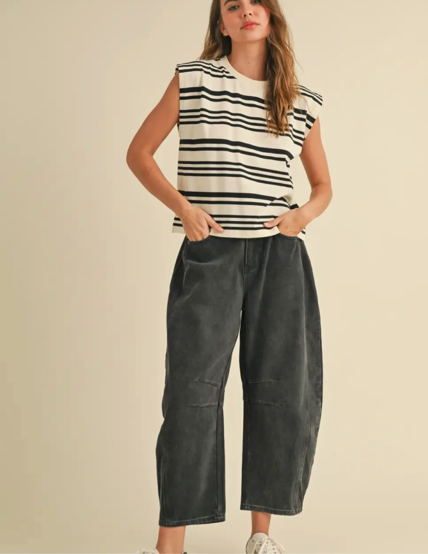 Black Barrel Jean