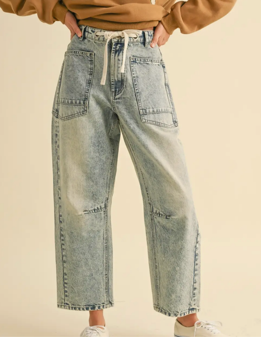 Washed Denim With Tie