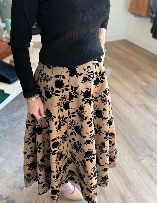 Classic Bloom Flocking Skirt