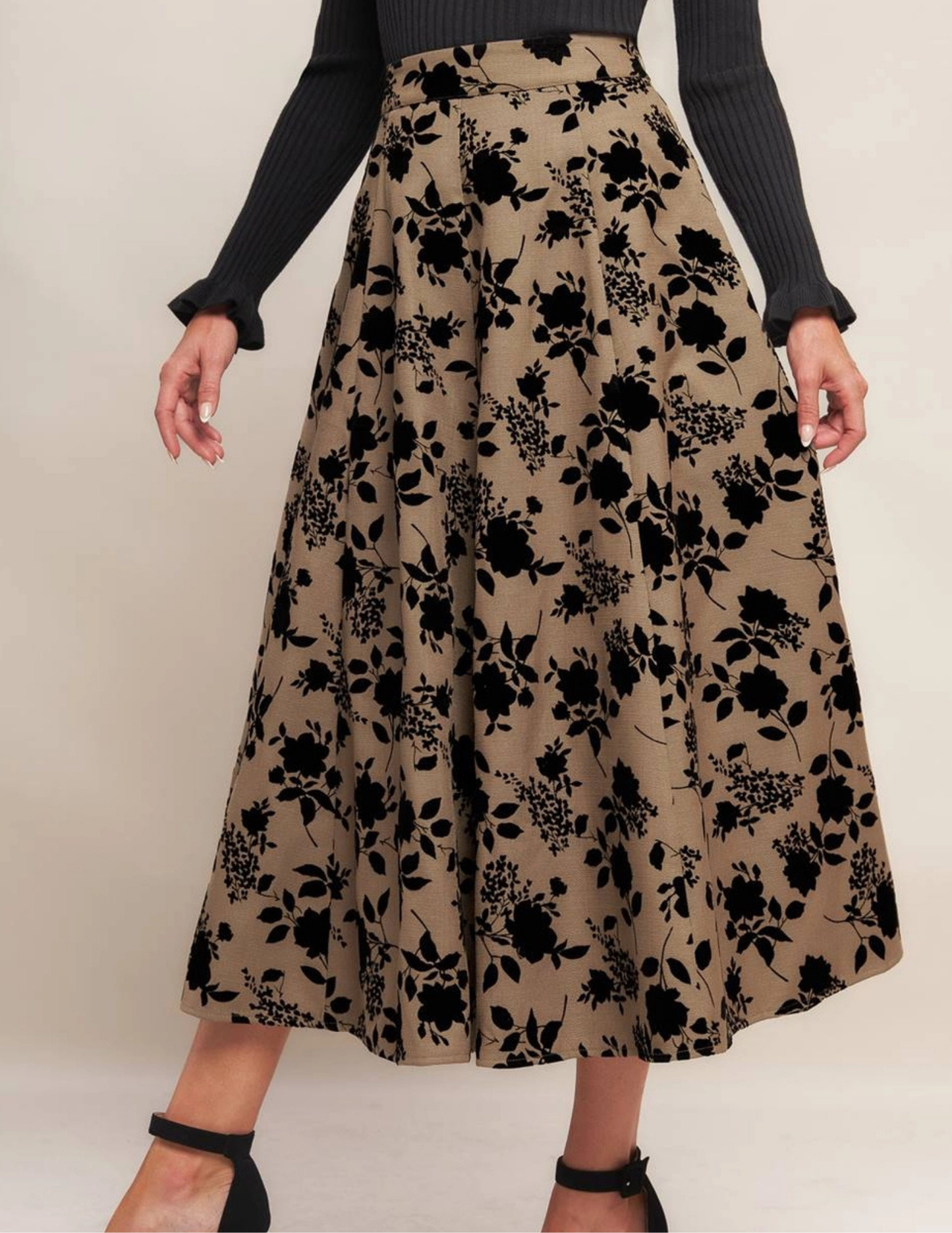 Classic Bloom Flocking Skirt