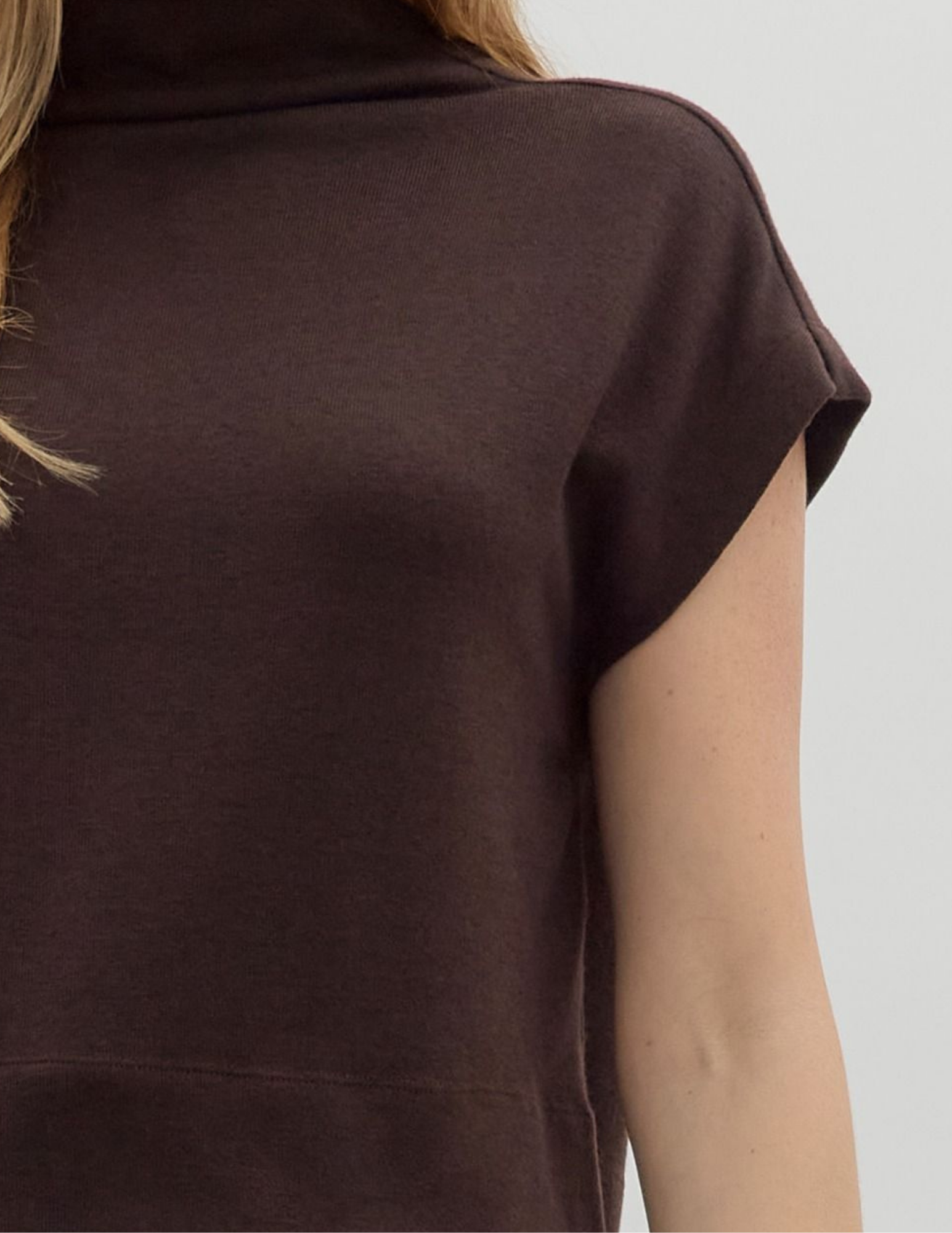 Mock Neck Pullover- Brown - Tres Chic Boutique
