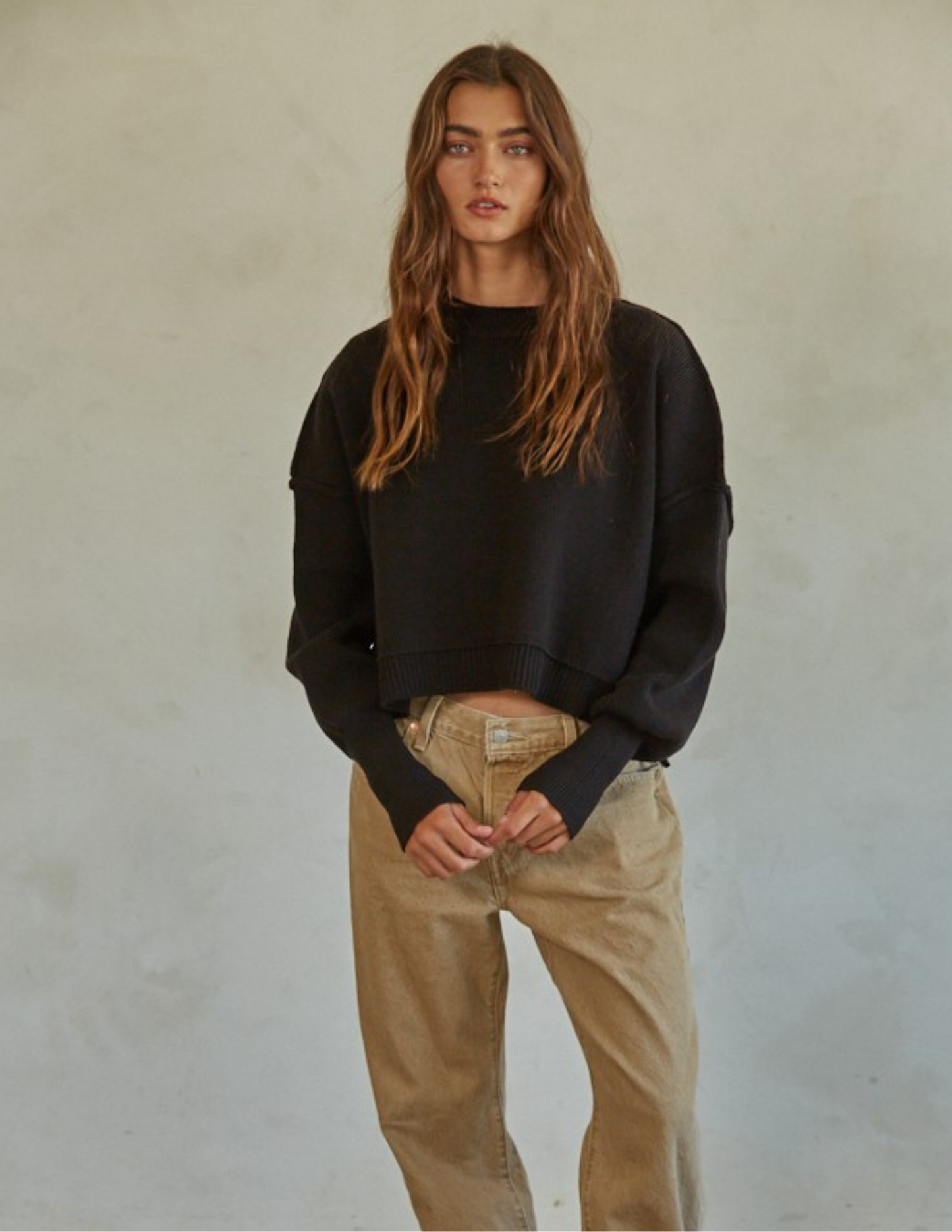 The Leda Pullover- Black