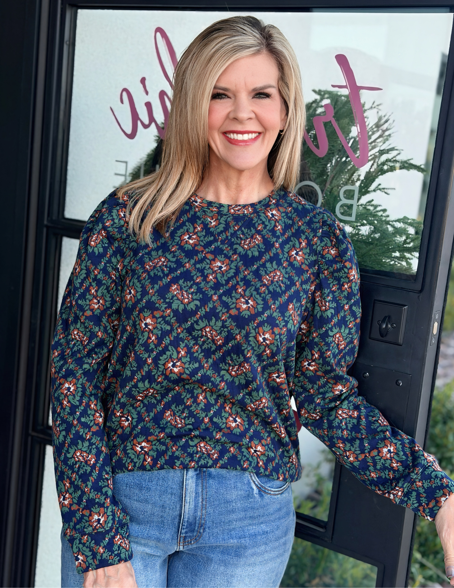 Jacquard Fabric Puff Slv Top- Navy Multi