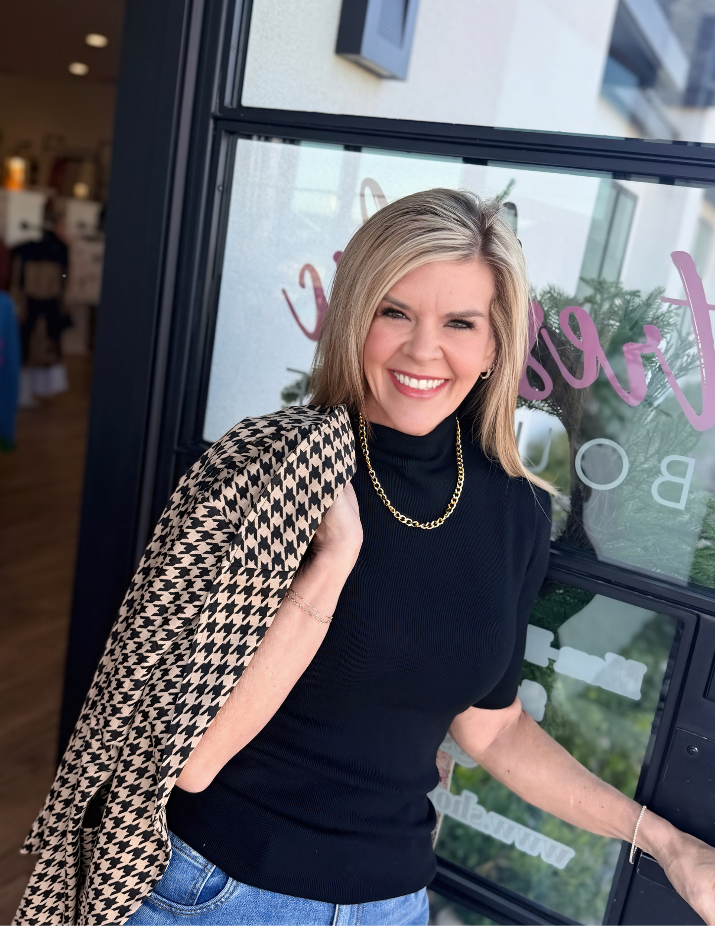 Black Short Sleeve Sweater Top