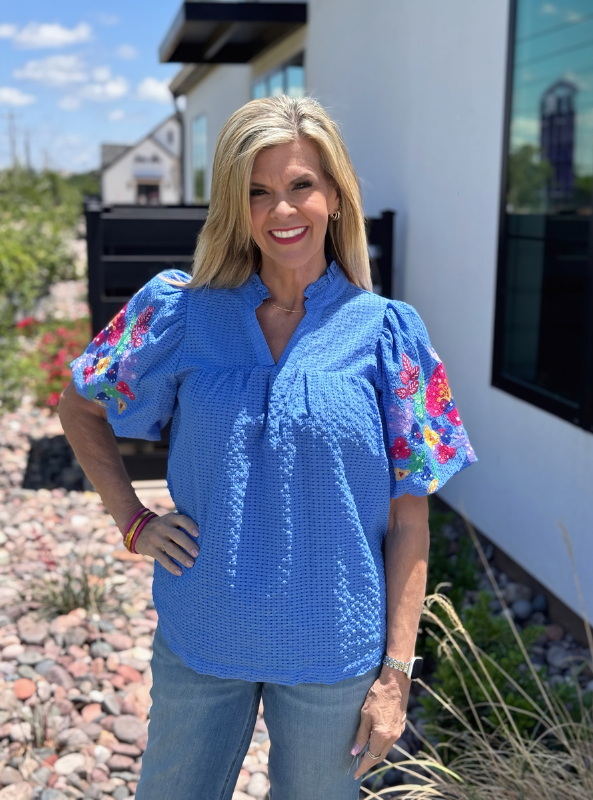 Embroidered Puff Sleeve Top