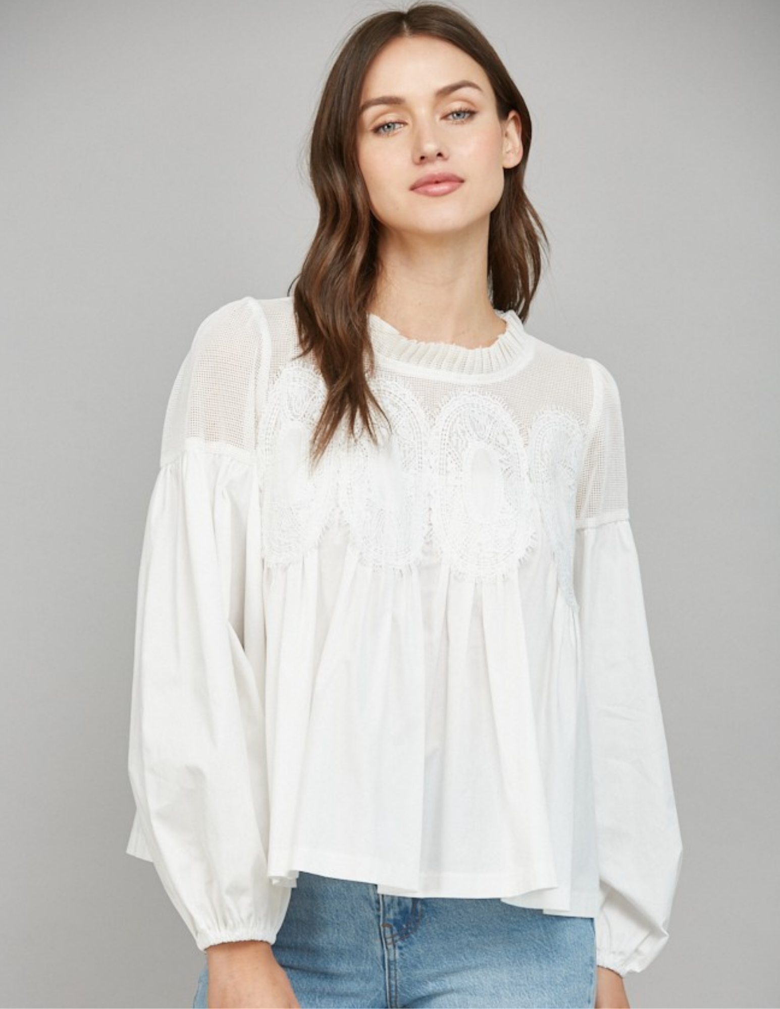 White Lace Applique Top - Tres Chic Boutique